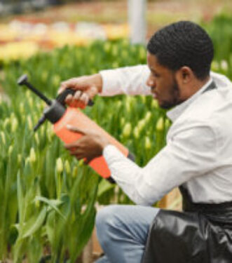 Farm Equipment & Machinery